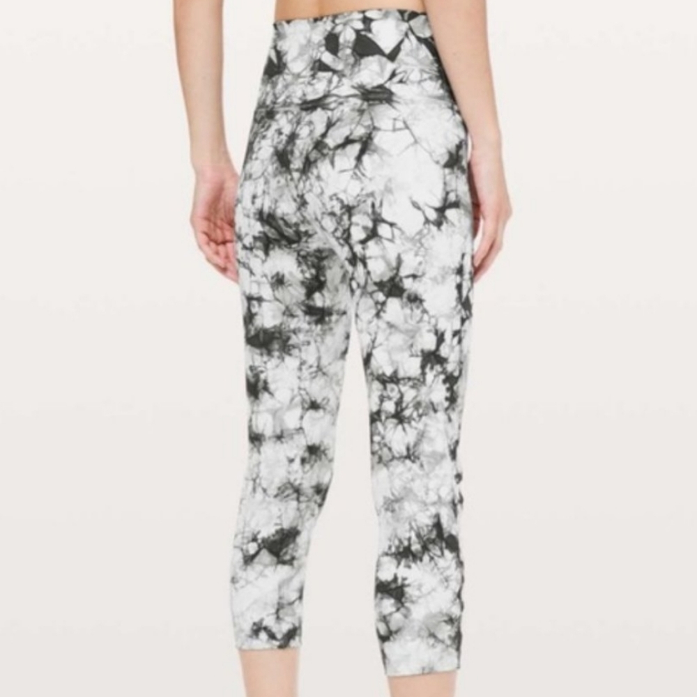 Lululemon Wunder Under Crop 21" Hi-Rise Full-On Luxtreme Dual Shibori